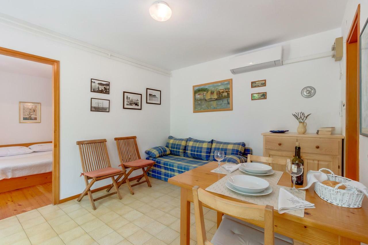 Apartman Pia マリ・ロシニュ エクステリア 写真